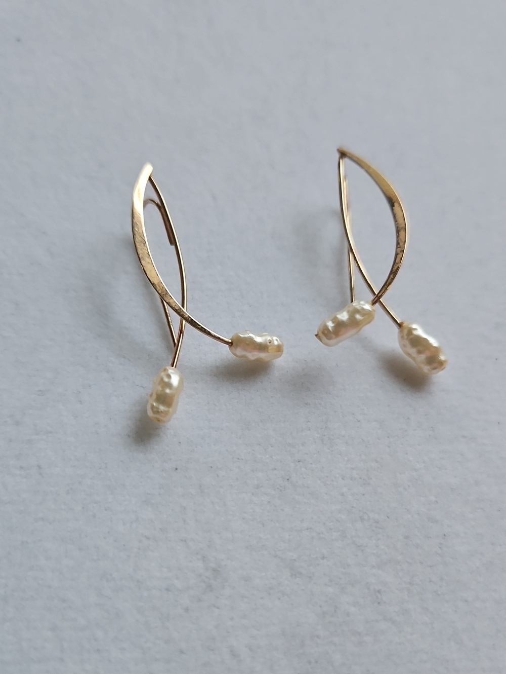 Vintage Gold Pearl Drop Earrings